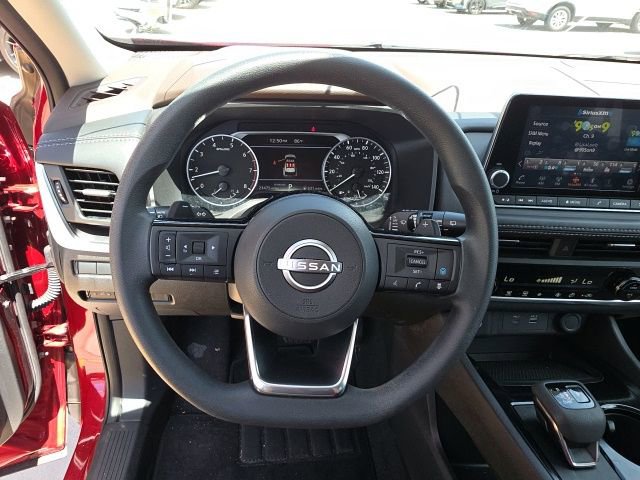 Used 2023 Nissan Rogue SV FWD image 15