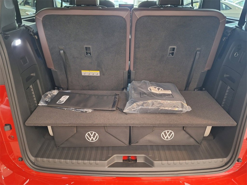 New 2025 Volkswagen ID. Buzz Pro S Plus image 24