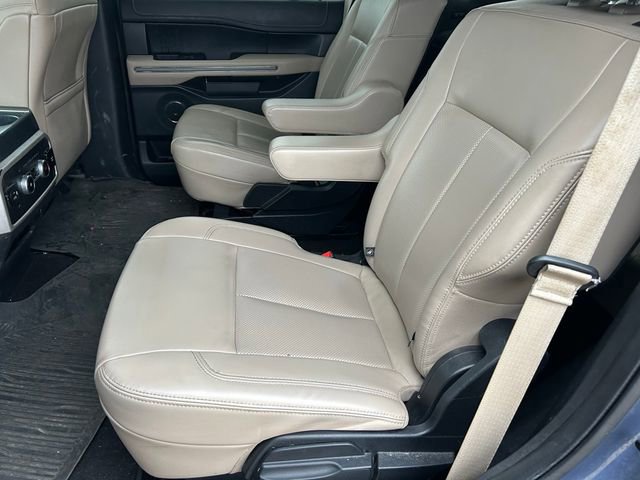 Used 2022 Ford Expedition XLT image 9