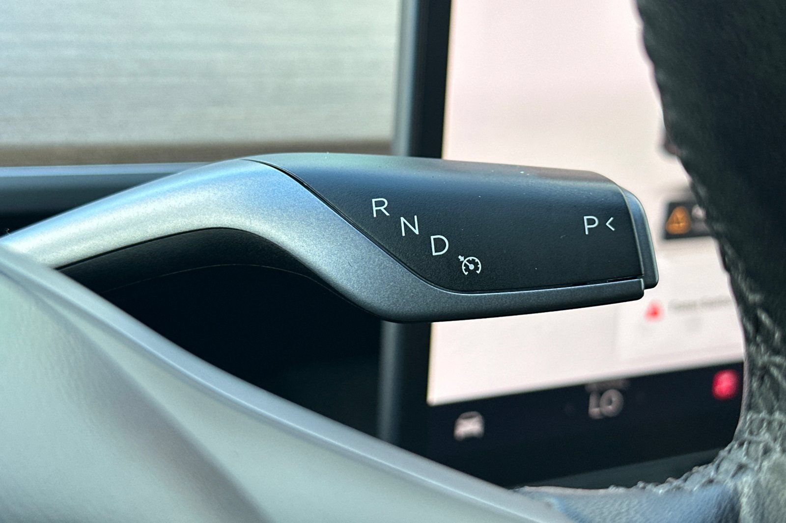 Used 2024 Tesla Model Y Long Range AWD/4WD image 24
