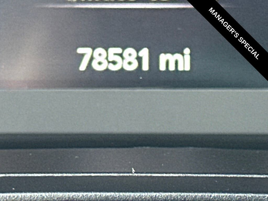 Used 2019 Jeep Cherokee Latitude w/ Popular Appearance Group image 19