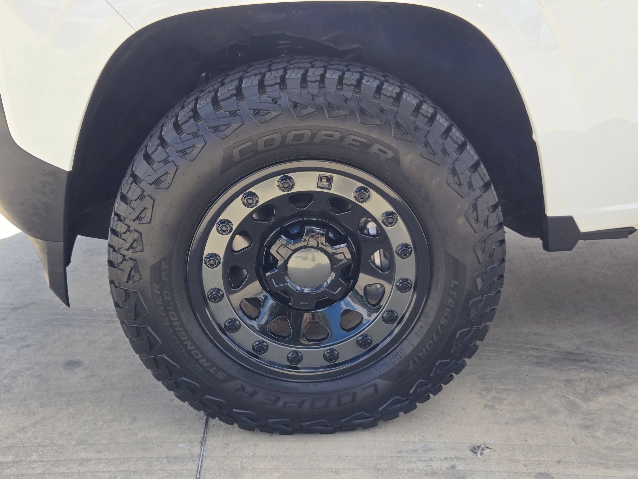 Certified 2025 Chevrolet Colorado W/T w/ Advanced Trailering Package AWD/4WD image 27