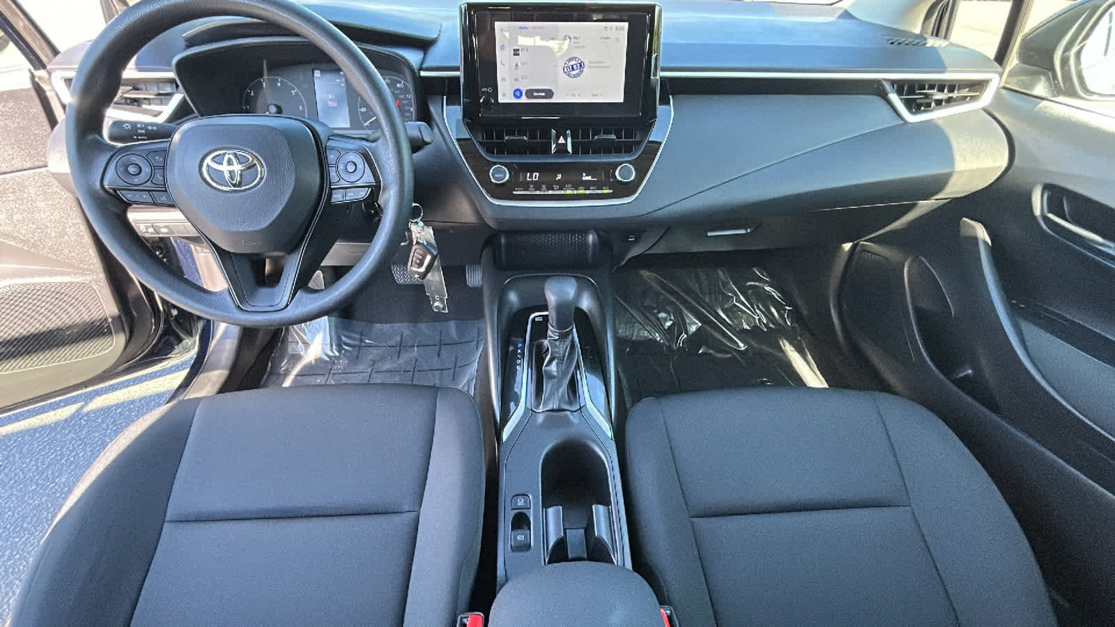 Used 2025 Toyota Corolla LE FWD image 26