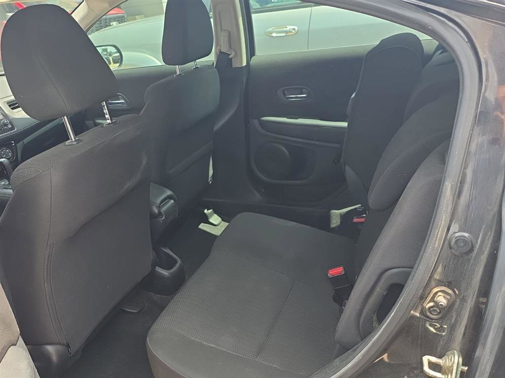 Used 2016 Honda HR-V LX image 13