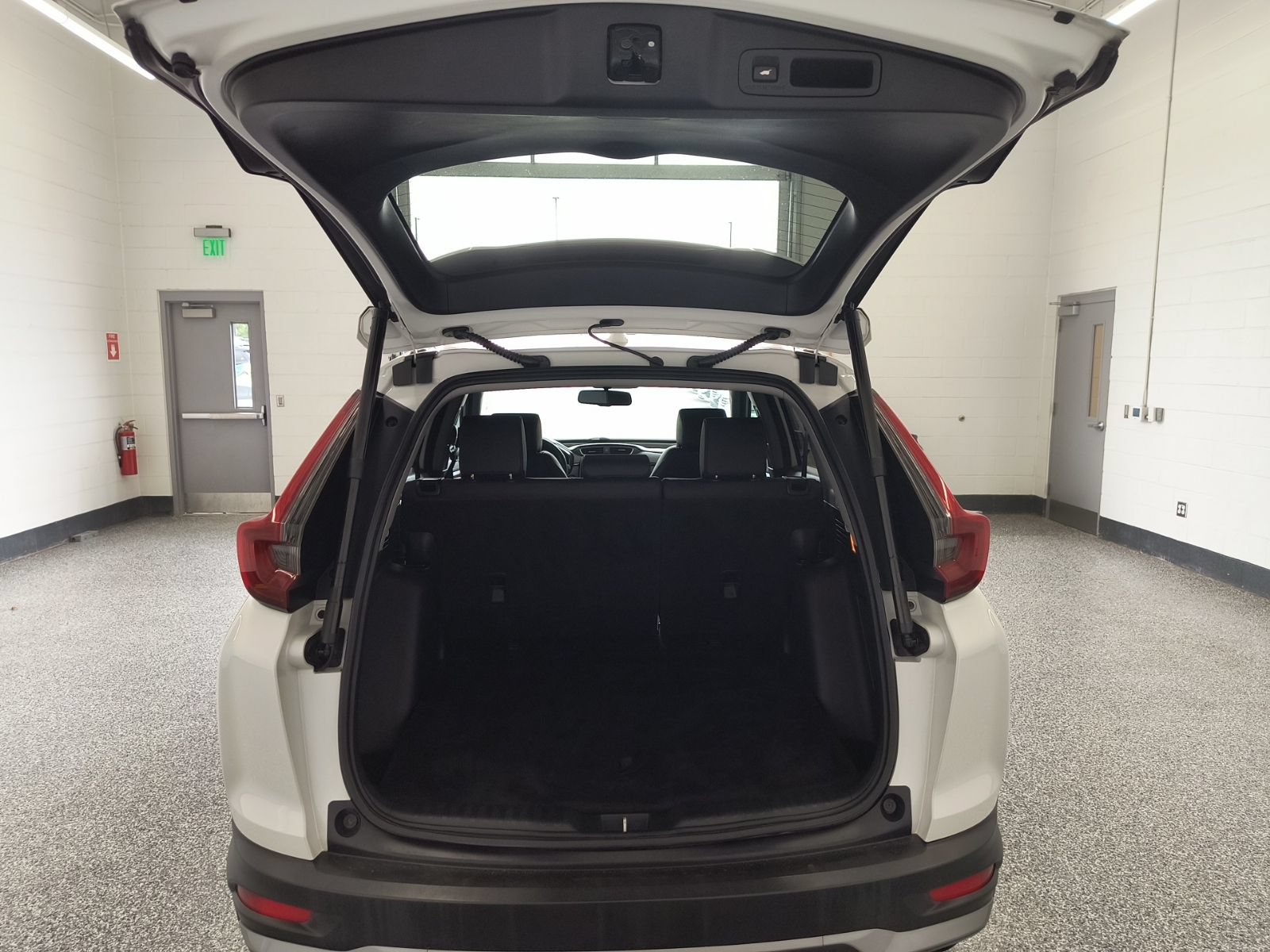 Used 2020 Honda CR-V Touring image 30