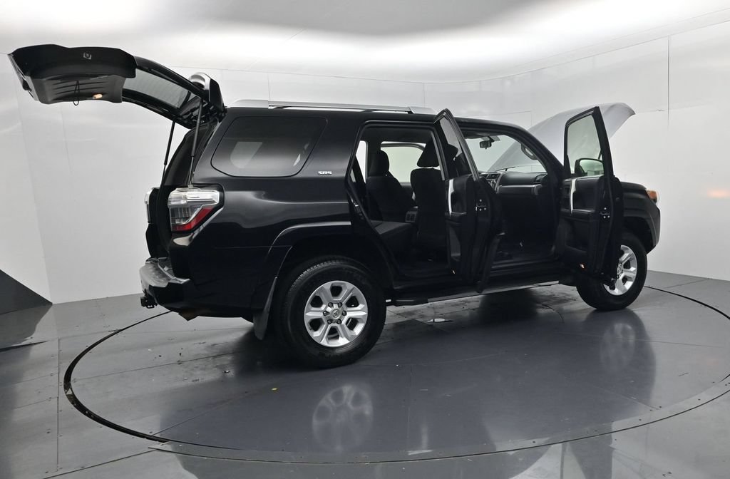 Used 2016 Toyota 4Runner SR5 AWD/4WD image 56