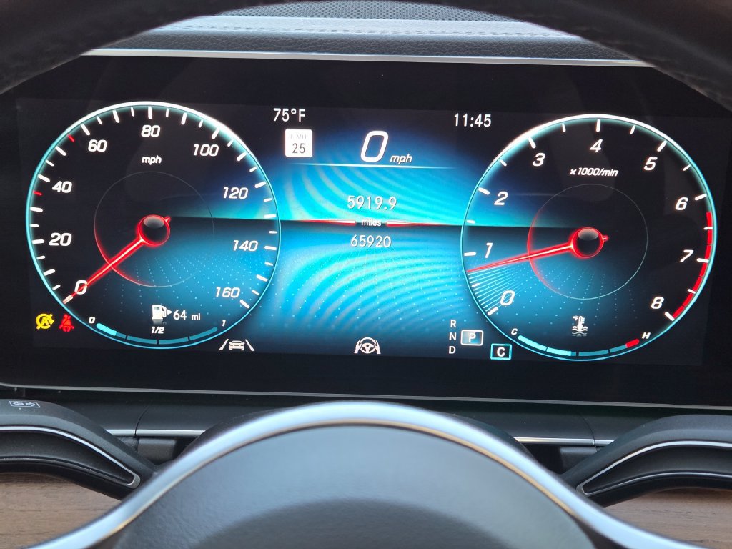 Used 2021 Mercedes-Benz GLE 350 4MATIC image 42