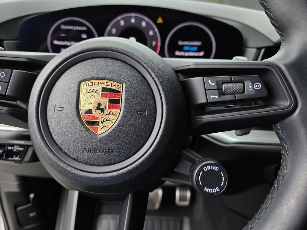 Certified 2024 Porsche Cayenne S image 25