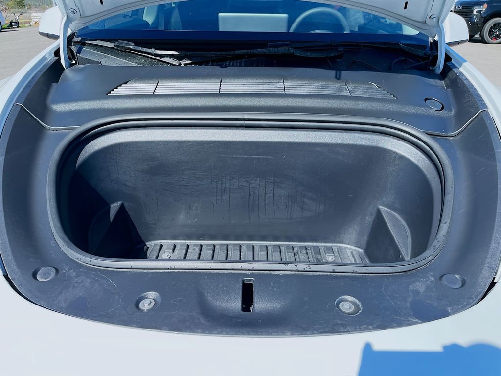 Used 2024 Tesla Model Y Performance image 28