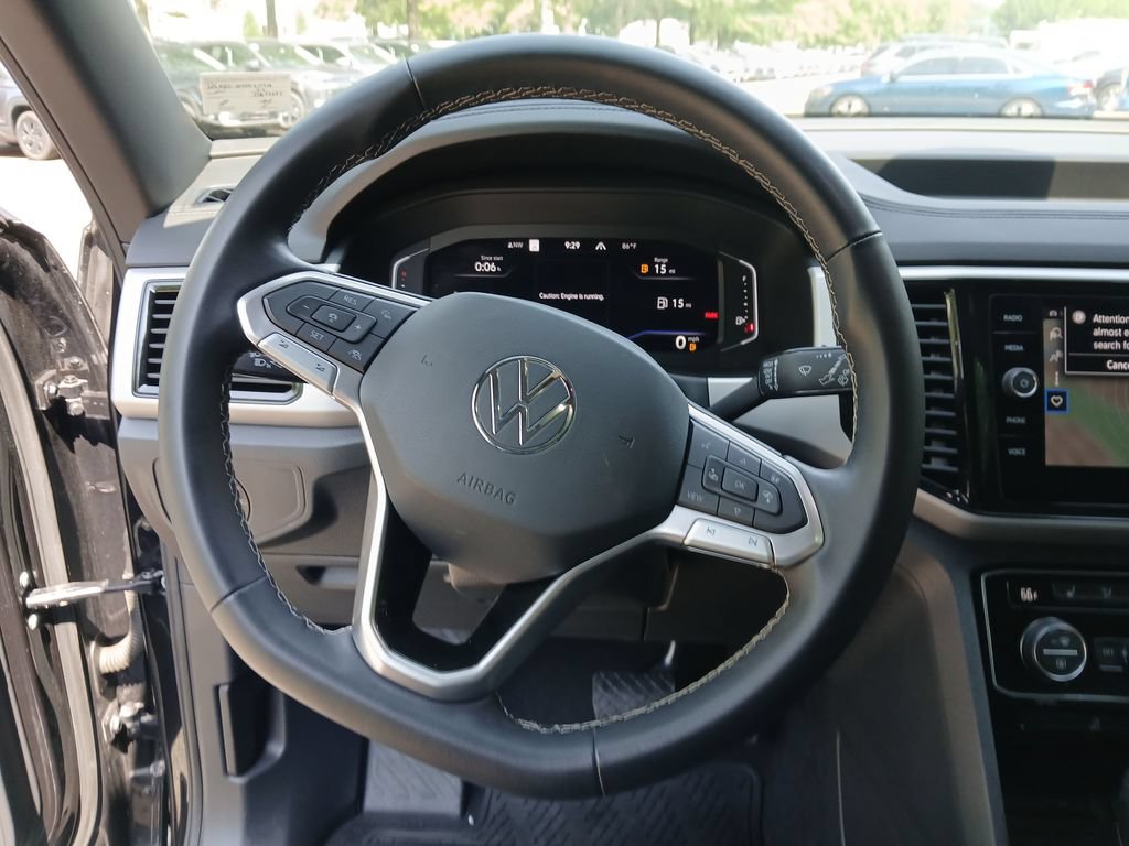 Used 2023 Volkswagen Atlas Cross Sport SEL AWD/4WD image 30