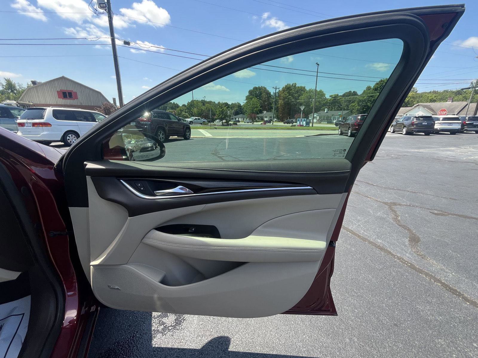 Used 2017 Buick LaCrosse Essence w/ Sights and Sounds Package image 10
