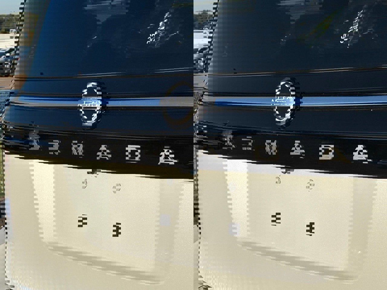 New 2026 Nissan Armada SL image 8