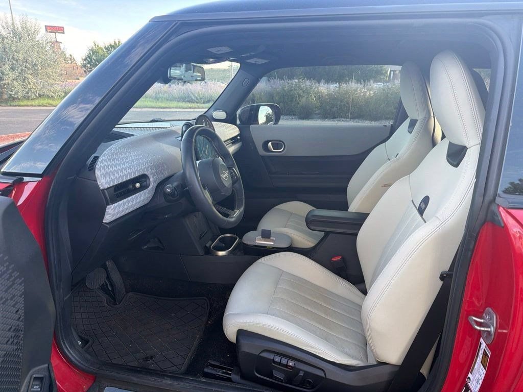 Used 2025 MINI Cooper S FWD image 10