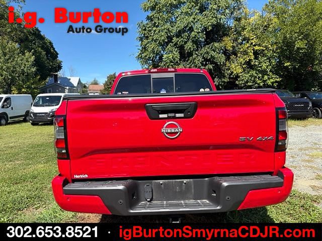 Used 2022 Nissan Frontier SV AWD/4WD image 6