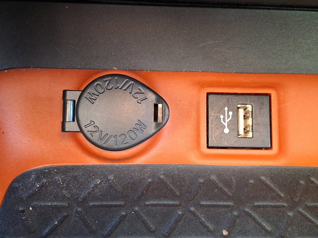 Used 2023 Toyota RAV4 Adventure image 23