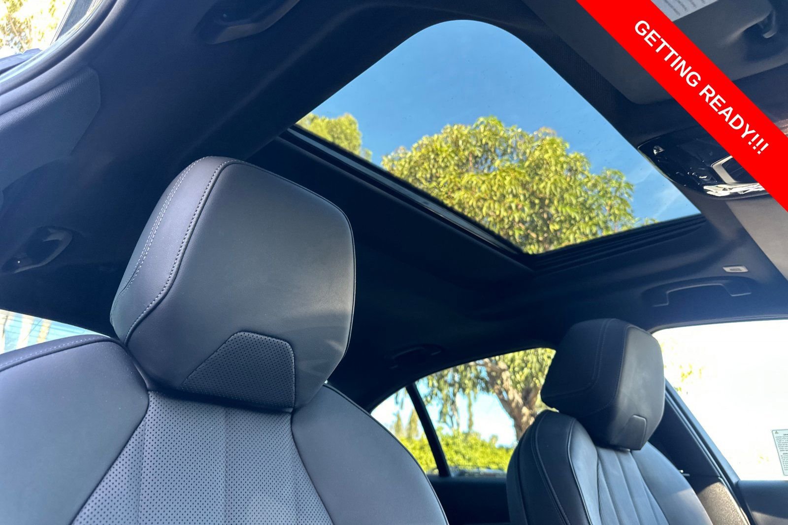 Used 2025 BMW i5 eDrive40i w/ M Sport Package image 16