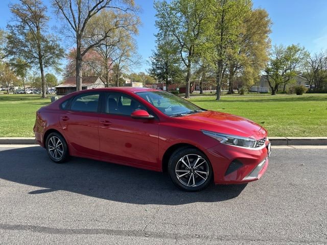 Certified 2022 Kia Forte LXS FWD image 2