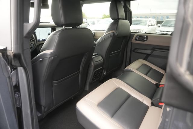 Used 2024 Ford Bronco Wildtrak image 11