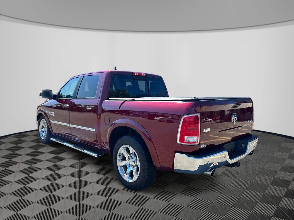 Used 2017 RAM 1500 Laramie AWD/4WD image 3