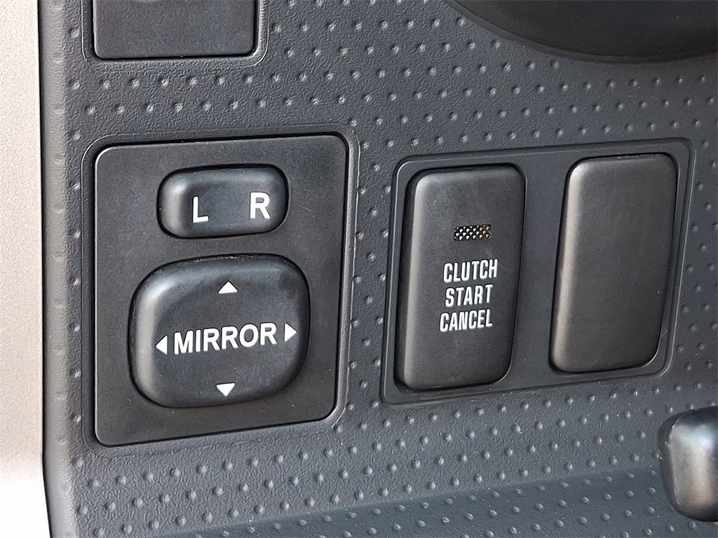 Used 2007 Toyota FJ Cruiser 4WD image 21