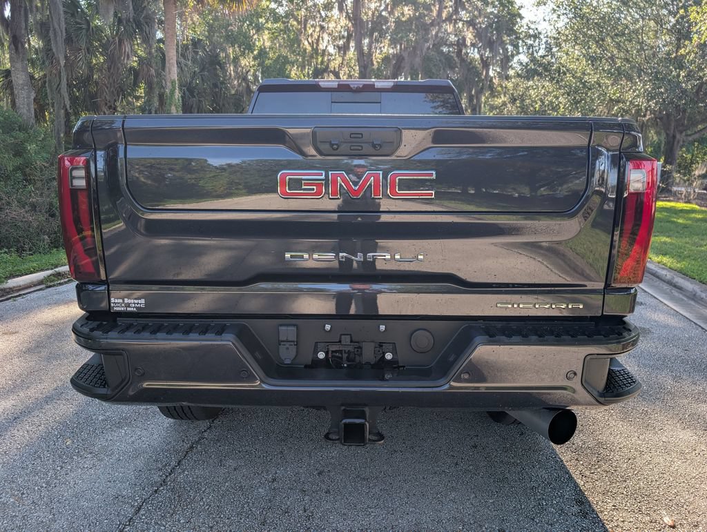Used 2024 GMC Sierra 2500 Denali w/ Denali Reserve Package AWD/4WD image 7