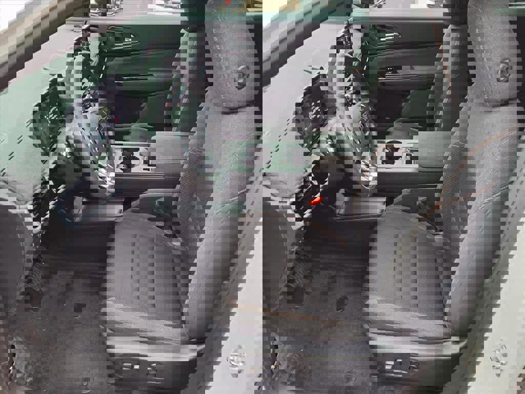 Used 2024 Honda Prologue EX image 14