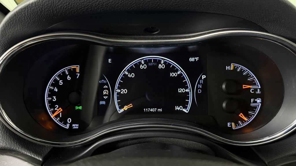 Used 2018 Jeep Grand Cherokee Altitude AWD/4WD image 20