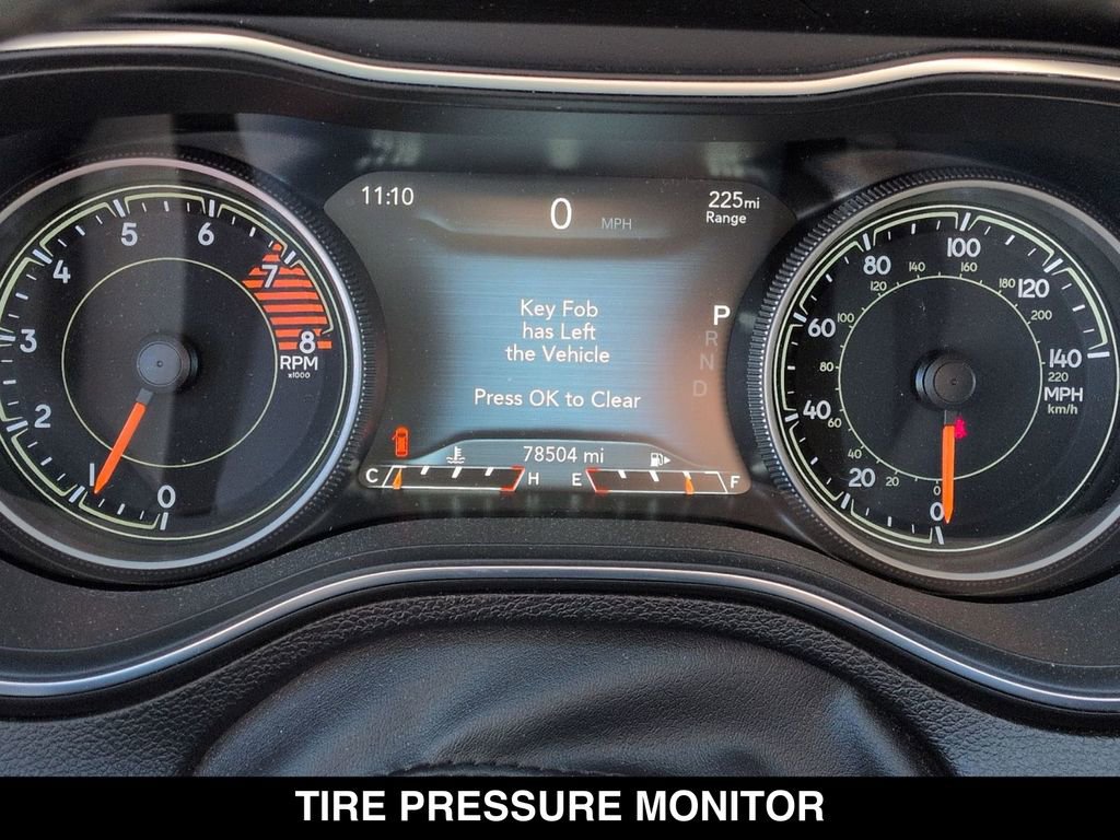 Used 2019 Jeep Cherokee Trailhawk w/ Cold Weather Group image 22