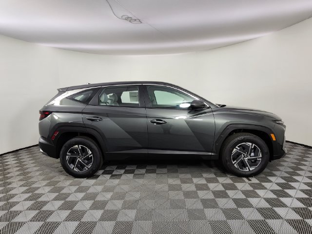 New 2026 Hyundai Tucson Blue SE AWD/4WD image 6