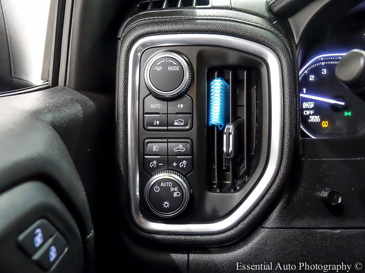 Used 2020 GMC Sierra 1500 Elevation image 24