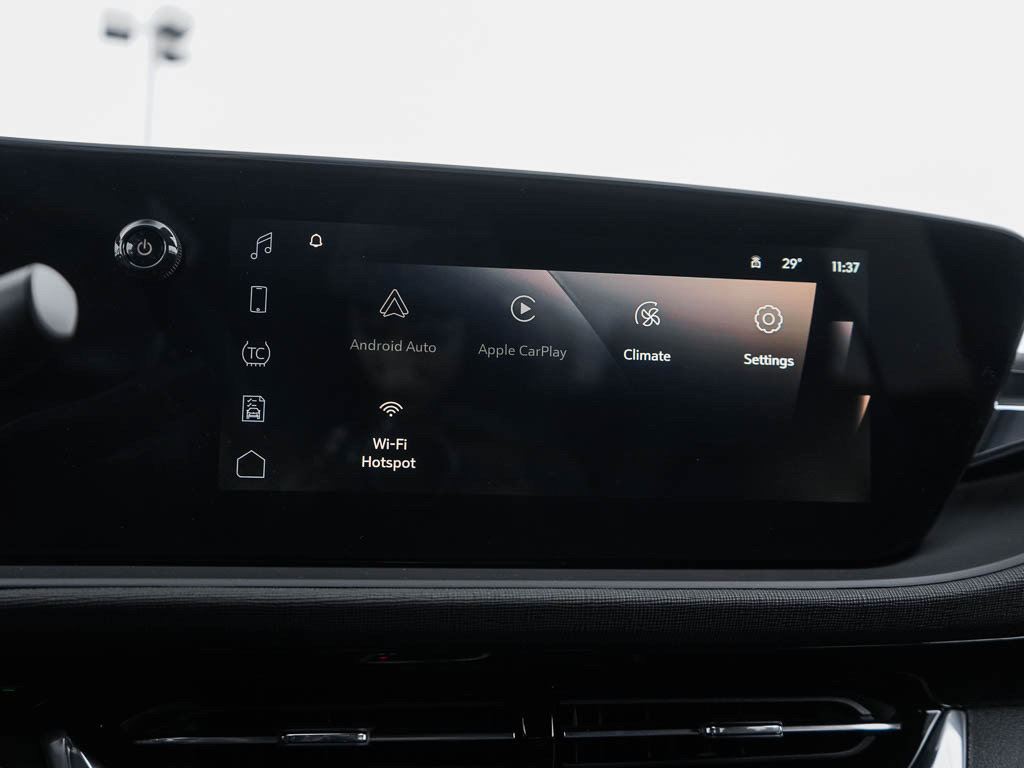 New 2026 Buick Envista Sport Touring w/ Convenience I Package FWD image 24
