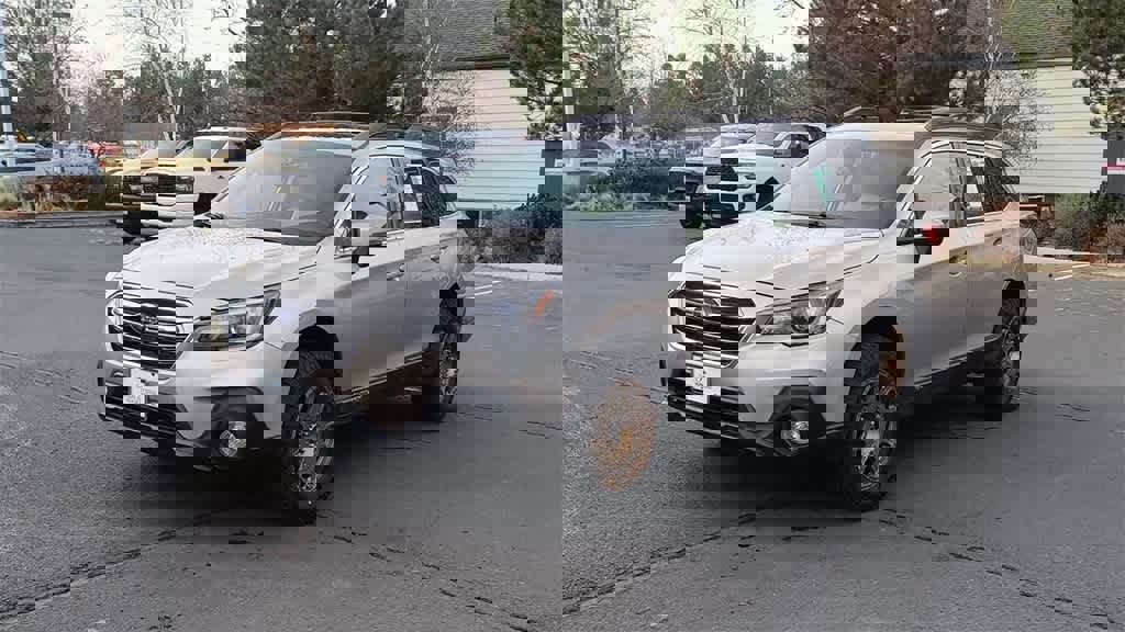 Used 2018 Subaru Outback 3.6R Limited image 4