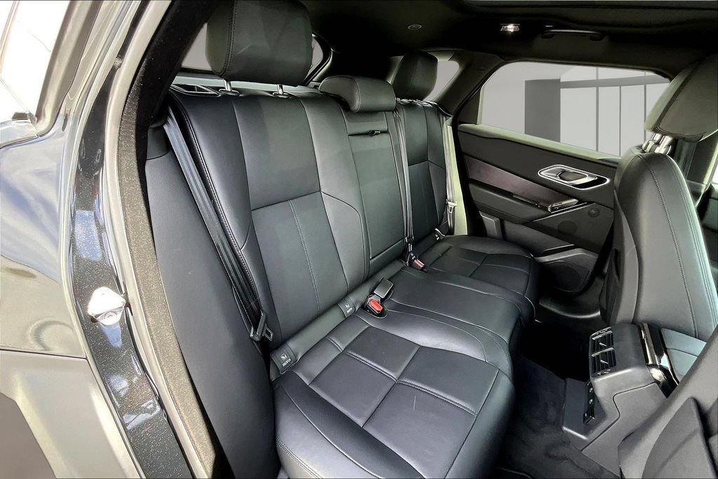Certified 2026 Land Rover Range Rover Velar Dynamic SE AWD/4WD image 23