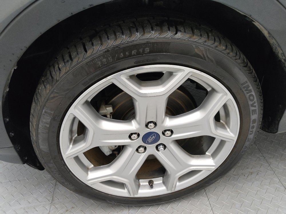 Used 2019 Ford Escape Titanium FWD image 31