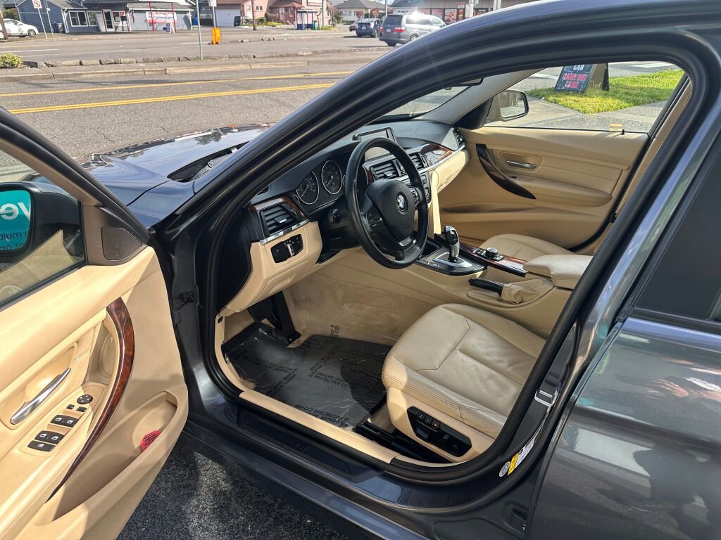 Used 2013 BMW 328i Sedan image 10