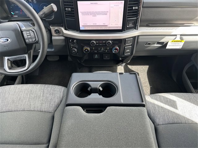 New 2026 Ford F250 XLT w/ XLT Premium Package image 19