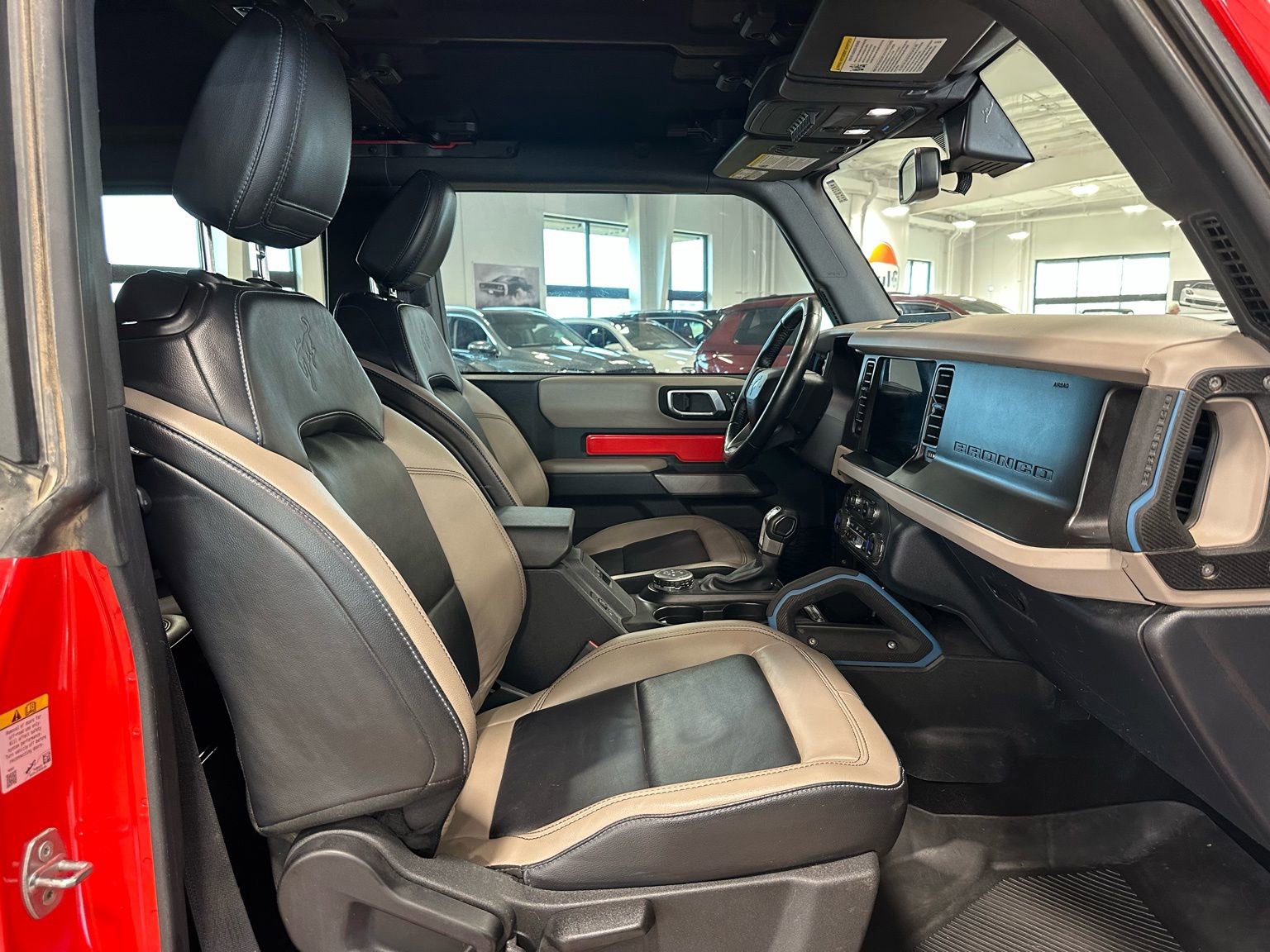 Used 2023 Ford Bronco Wildtrak image 35