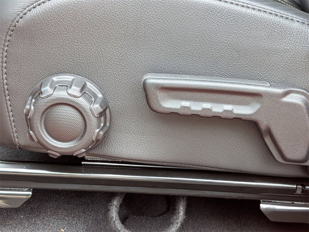 New 2025 Jeep Wrangler Sport S image 19