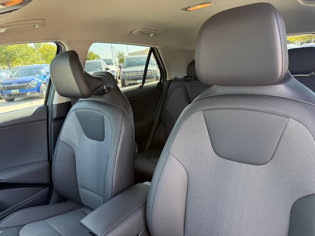 Used 2024 Kia Niro EX FWD image 11