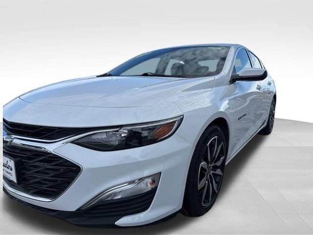Used 2022 Chevrolet Malibu RS w/ LPO, Convenience Package 1 image 1