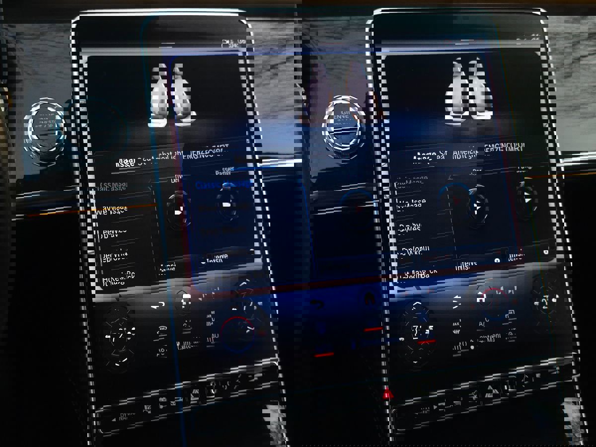 Used 2023 Mercedes-Benz S 580e 4MATIC Sedan w/ Warmth & Comfort Package image 47