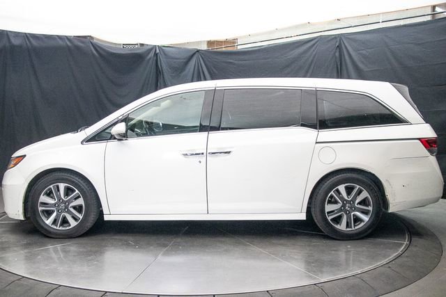 Used 2015 Honda Odyssey Touring image 9