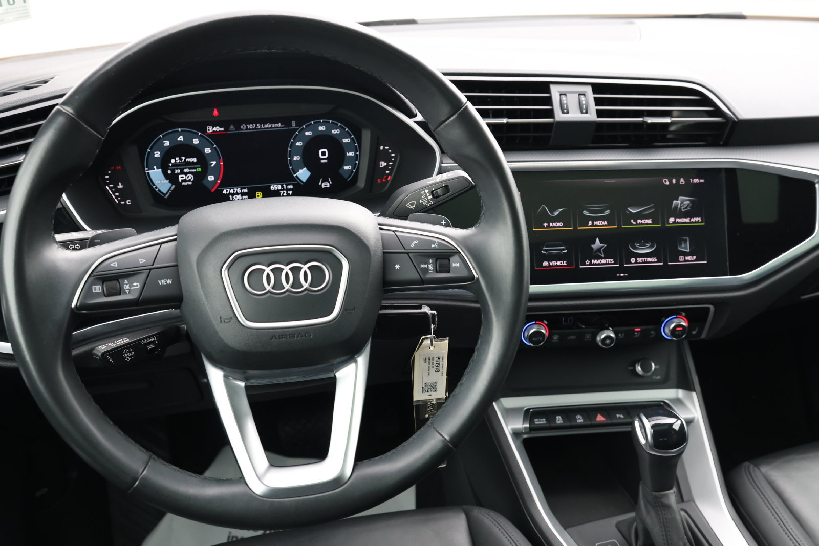 Used 2025 Audi Q3 2.0T Premium AWD/4WD image 16