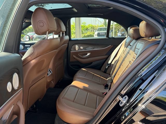 Used 2023 Mercedes-Benz E 450 4MATIC Sedan image 11