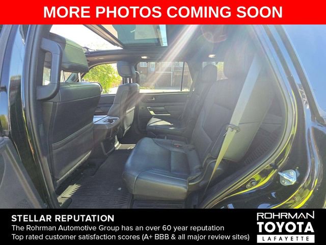 Used 2023 Toyota Sequoia Platinum AWD/4WD image 7