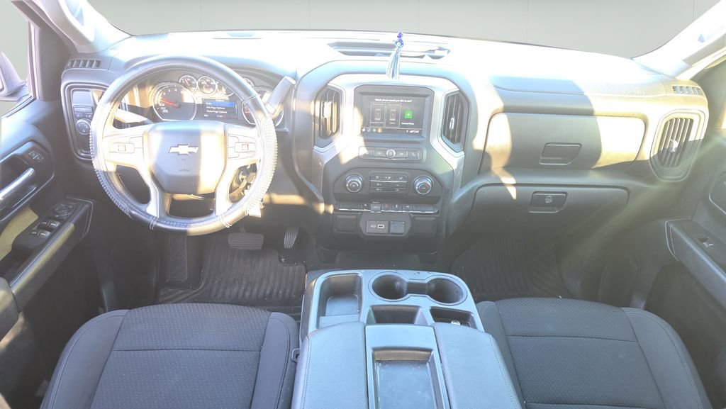 Used 2022 Chevrolet Silverado 1500 Custom w/ Safety Confidence Package image 14