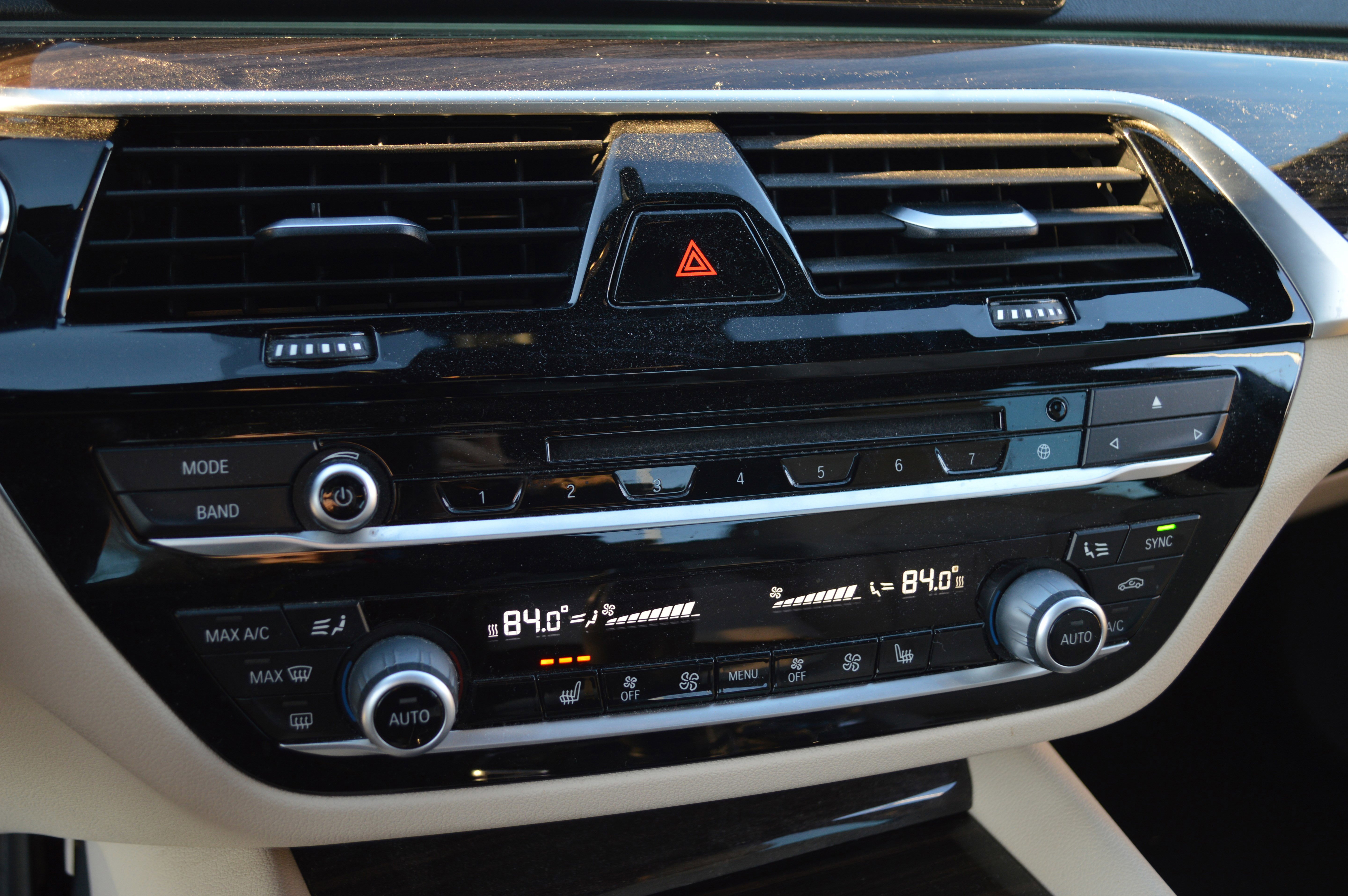 Used 2017 BMW 530i image 22