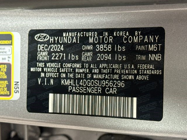 Used 2025 Hyundai Elantra SE FWD image 38
