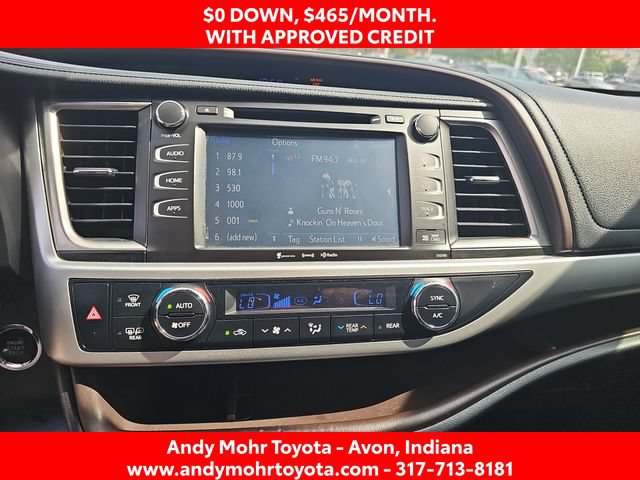 Used 2019 Toyota Highlander XLE FWD image 19