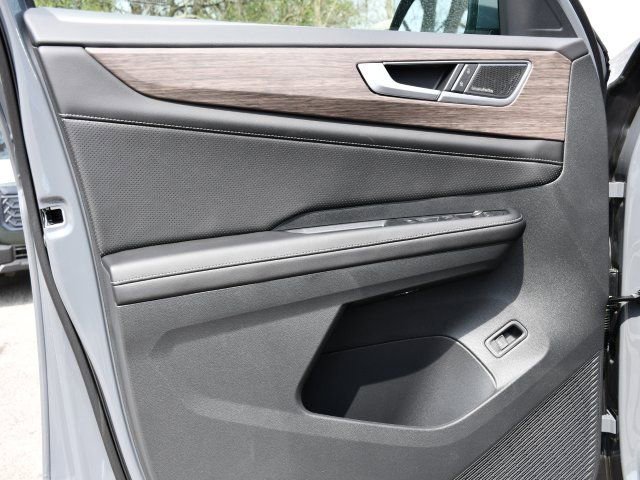 New 2026 Volkswagen Atlas SEL Premium R-Line image 11